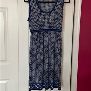 Beautiful Max Studio sleeveless dress size Large